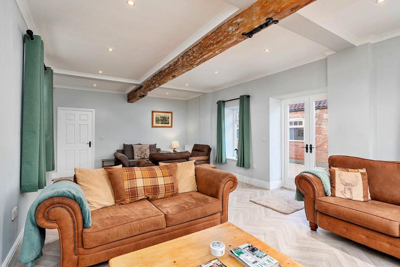 Вилла Finest Retreats - South Barn Winestead Экстерьер фото